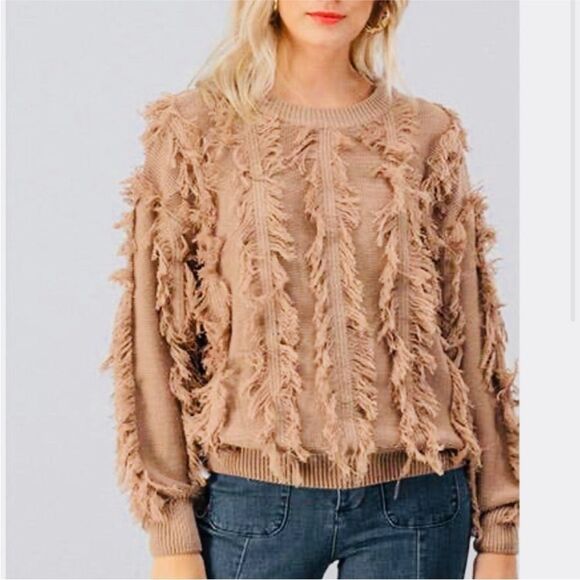AKAIV | Fuzzy Fringe Tan Boho Style Sweater Women’s Size Medium/Large - Picture 1 of 10